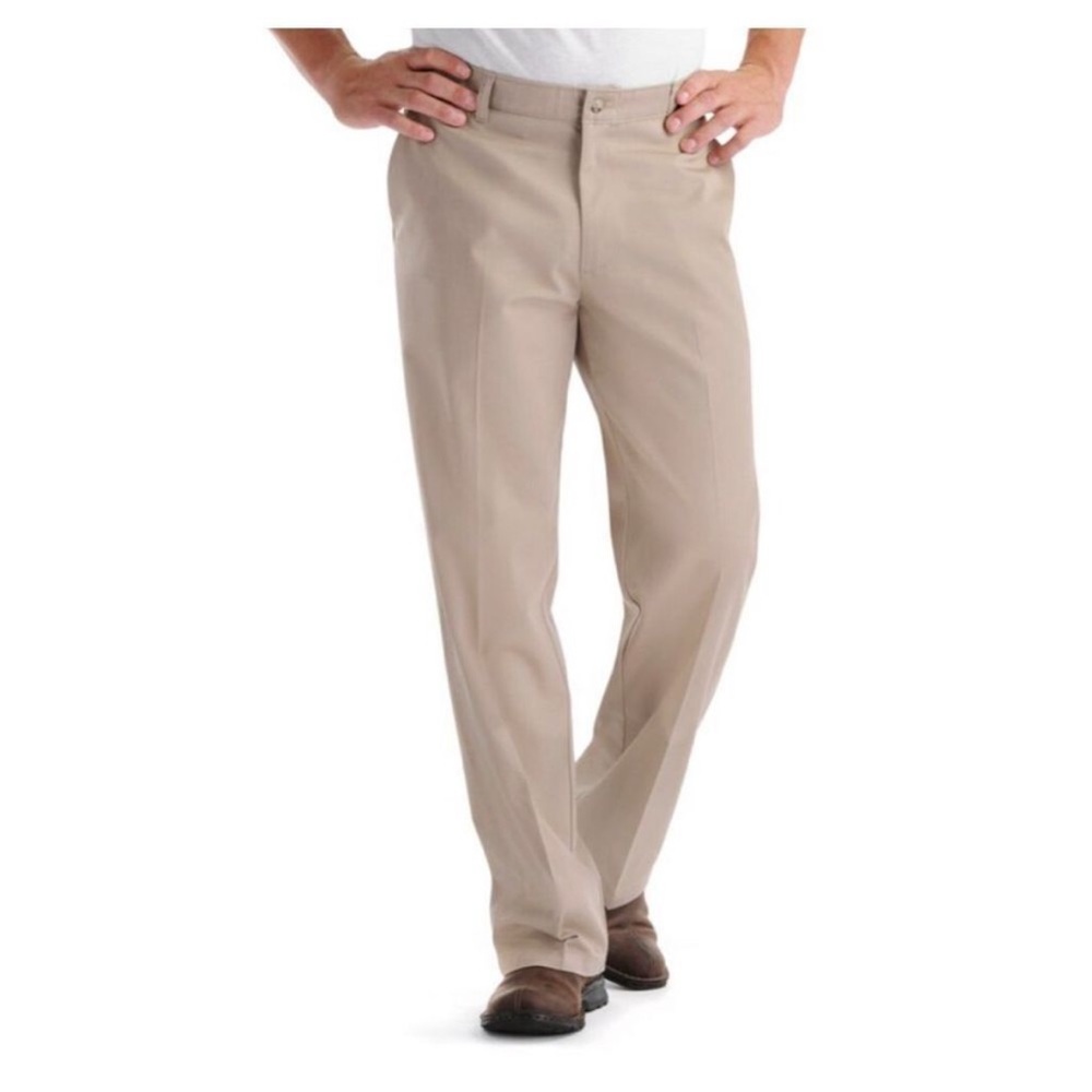 Lee Custom Fit Collection Men's Relaxed-Fit Khaki Pants